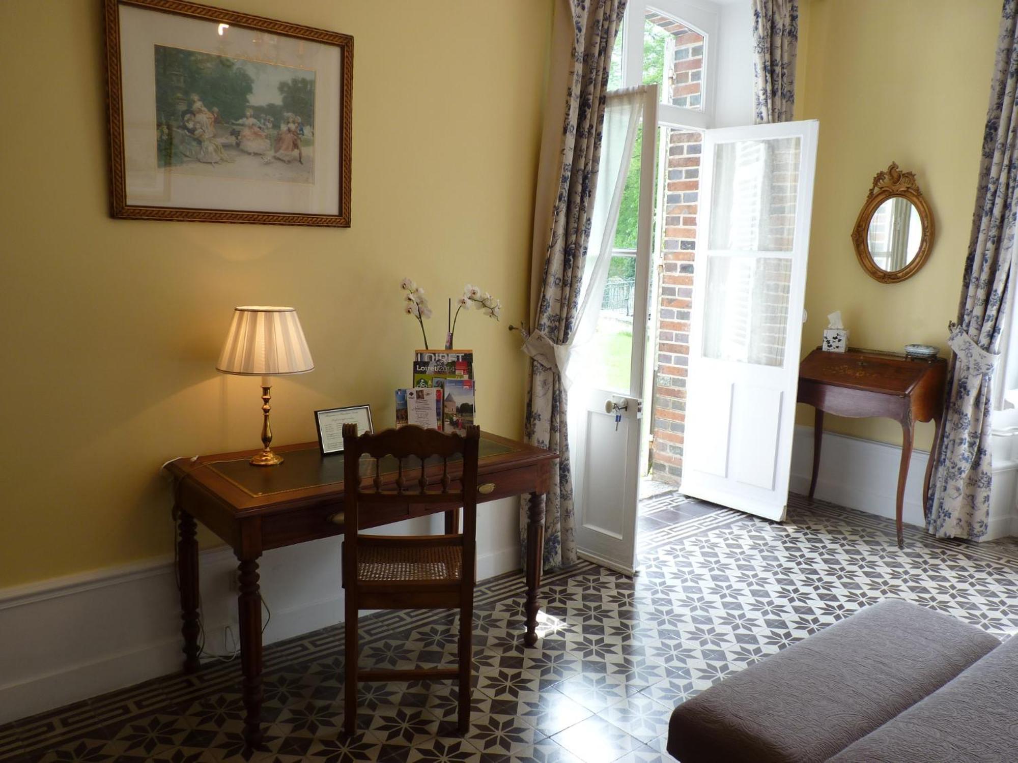 Le Clos Saint Nicolas Bed & Breakfast Chateau-Renard Bilik gambar